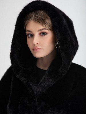 Женская искусственная шуба