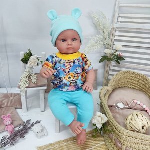 Шапочка с ушками для куклы ростом 40-44 см