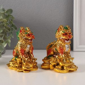 Нэцкэ фигурка «Кирины на монетах», полистоун, золотой, набор 2 шт., 6x9x10.5 см