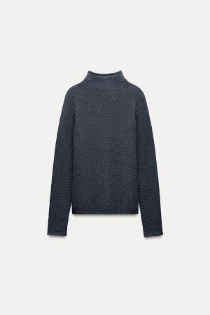 Топ Цвет как на первом фото ТРИКОТАЖНЫЙ ТОП С РЕБРИСТЫМ ВОРОТНИКОМ PERKINS (STRICKTOP MIT GERIPPTEM PERKINS-KRAGEN) Топ с воротником стойкой и длинными рукавами. Деталь ткани с текстурированным рисунк