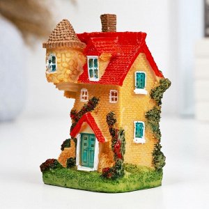Фигурка полистоун TAKE IT EASY «Домик с башней», 6x4x9.5 см