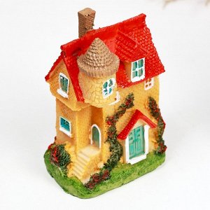 Фигурка полистоун TAKE IT EASY «Домик с башней», 6x4x9.5 см