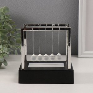 Маятник настольный антистресс «Шары техно светящиеся», 5 диодов, 12x12x9 см, МИКС