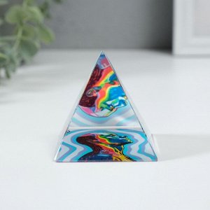 Фигурка стекло пирамида «Я несу свет», 6x6x6 см