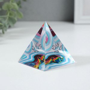 Фигурка стекло пирамида «Я несу свет», 6x6x6 см