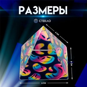 Фигурка стекло пирамида «Смайлы», 6x6x6 см
