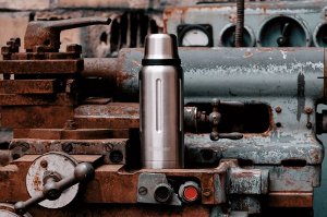 Термос Bobber (Flask-470 Glossy) [24х7.5см, 470мл, нерж. сталь, пластик, силикон, 408г]