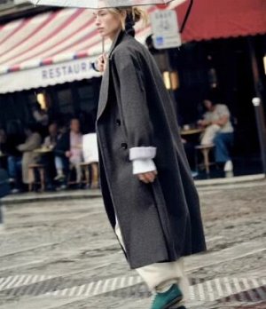 ДВУБОРТНОЕ ПАЛЬТО В СТИЛЕ OVERSIZE арт. 8372303 8372/303, серый