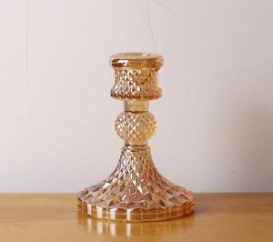 ПОДСВЕЧНИК СВЕЧИ ДЛЯ НИХ ТУТ 
https://www.100sp.ru/collection/18295039
Изысканные подсвечники станут прекрасным подарком и украшением любого интерьера, а также незаменимым помощником в романтический в