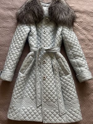 Продам зимнее пальто