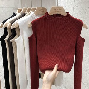 Свитер с открытыми плечами