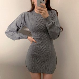 Платье женское, короткое, трикотажное с длинным рукавом