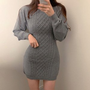 Платье женское, короткое, трикотажное с длинным рукавом