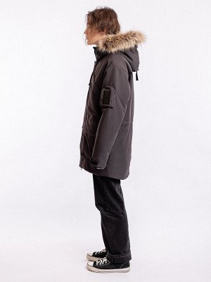 Парка. Цвет: Черный