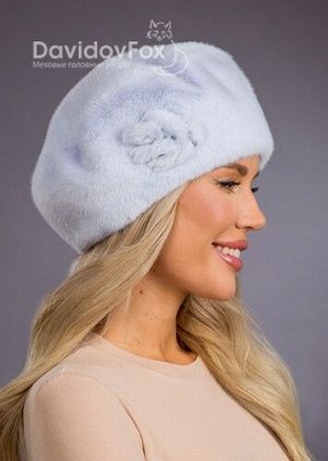 Берет экомех с украшение голубой