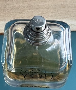 Женские духи Emporio Armani In Love With You остаток в флаконе. Оригинал