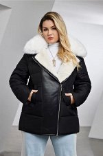 Женское зимняя куртка с капюшоном и широким натуральным меховым воротником, цвет черный
