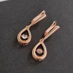 Серьги ювелирная бижутерия коллекция &quot;Дубай&quot; позолота с висячей подвеской ввиде капельки, цвет камня: прозрачный переливающийся,26929, арт.214.358