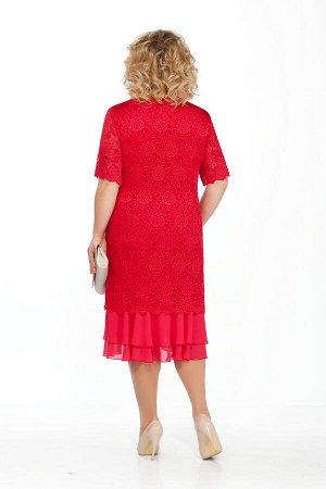 Платье Платье Pretty 906 красный 
Состав ткани: Вискоза-20%; ПЭ-80%; 
Рост: 164 см.

Платье двух предметное: нижнее из трикотажа без рукавов, с воланами из шифона и верхнее из гипюра с втачными рукав