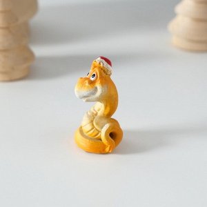 Фигурка полистоун «Добрый змей в новогоднем колпаке», 2.5x2.5x4 см, МИКС
