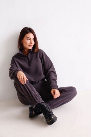 Костюм спортивный серо-коричневый