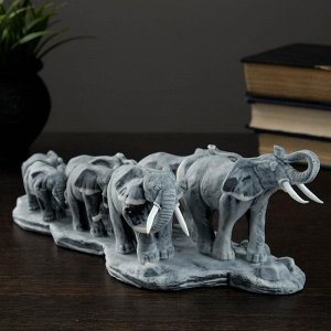Сувенир &quot;Семь слонов на малой подставке&quot;