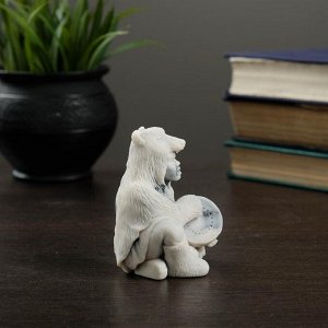 Фигурка «Шаман в шкуре медведя с бубном», 8.5 см