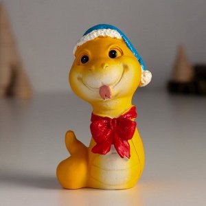 Фигурка полистоун «Змейка жёлтая в синей шапке и красном бантике», 5x4x9 см