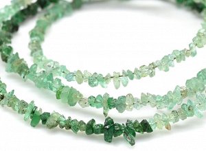Бусины из изумруда крошка 3*1мм на струне 40см