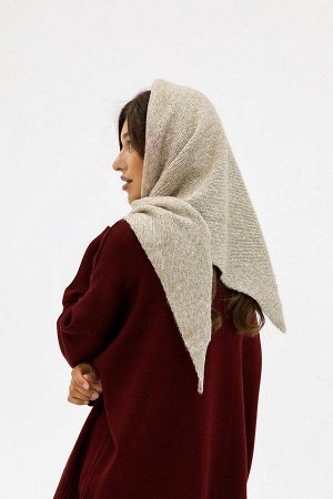 Косынка вязаная латте (one size)