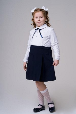 Юбка синяя Классическая школьная юбка с крупными складками, может быть выполнена из поливискозы . Подходит практически к любому жилету. Без карманов. На поясе предусмотрена резинка-перестежка для варь