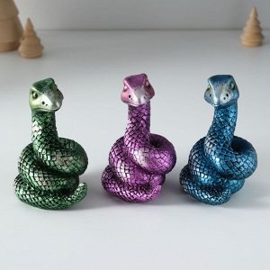 Фигурка полистоун «Змейка с сиянием», 6x6x10 см, МИКС