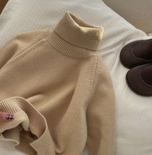 Свитер детский вязаный, с горлом