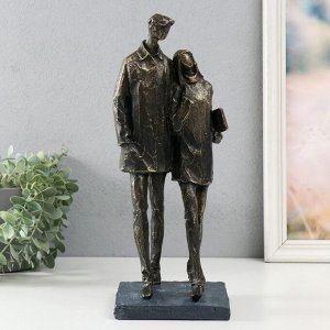Фигурка полистоун «Молодая пара», под металл, 13.4x11.8x34 см