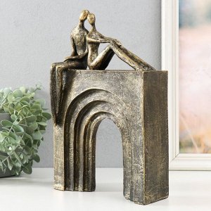 Фигурка полистоун «Двое на арке», под металл, 19.2x8.7x30.4 см