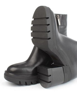 04-M3153-3570-42M-11 BLACK Ботинки зимние женские (натуральная кожа, натуральный мех)