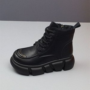 Зимние ботинки женские