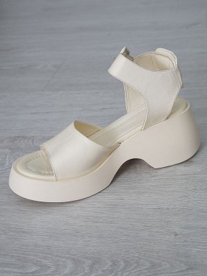 Босоножки женские LIANREZA 06210 \026-22 (8) от 1 шт
