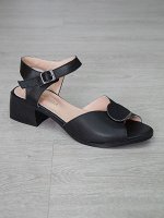 Босоножки женские LIANREZA 06217 \0641 \3142-01 (8) от 1 шт.