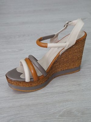 Босоножки женские TORYUM 7242 (8) от 1 шт.
