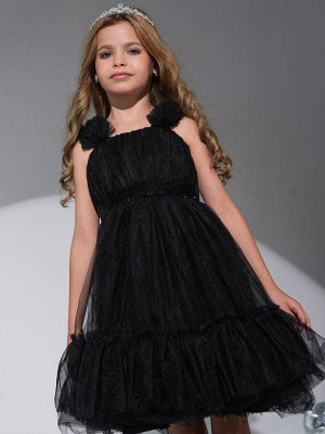 Платье Цвет: черный
Сезон: круглогодичный
Состав: Ткань верха- 100% Polyester, Подклад?100% cotton
Уход за вещами: деликатная стирка при t не более 30С

Праздничное платье из фатина идеальный выбор 
