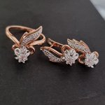 Комплект ювелирной бижутерии Дубайское золото: серьги и кольцо с покрытием позолотой, вставка: фианиты, р-р 18, арт.214.670-18