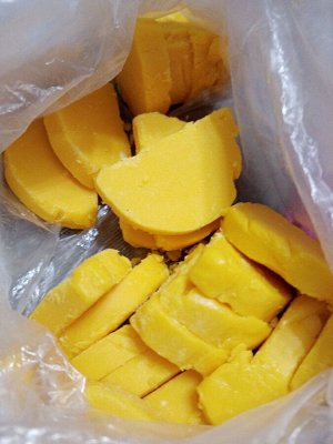 Сухофрукты от  ИП Хосабеков А.С Узбекская Халва со вкусом манго.Весовас
