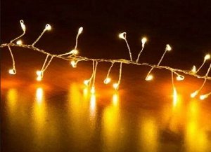 Гирлянда  "Хвойная  лапа"  роса  на белой проволоке. 10м - 500 Led