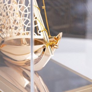 Сувенирная модель корабля металлическая «Парусник на подставке», 21 см