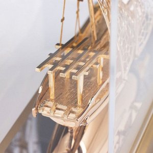 Сувенирная модель корабля металлическая «Парусник на подставке», 21 см