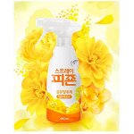 Кондиционер-освежитель для одежды Pigeon Yellow Mimosa Fabric Refresher с ароматом мимозы 490 мл, бутылка