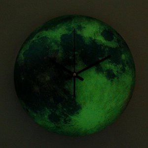 Часы настенные, серия: Интерьер, "Луна", зеленые, светятся в темноте, d=30 см