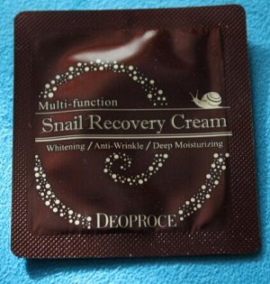 DEOPROCE Multi-Function Snail Recovery Creamвосстанавливающий крем с муцином улитки 1г