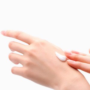 Набор питательных кремов для рук с авокадо JMsolution Water Luminous Avocado Nourishing Hand Cream, 1шт (50мл) + 1шт (100мл)